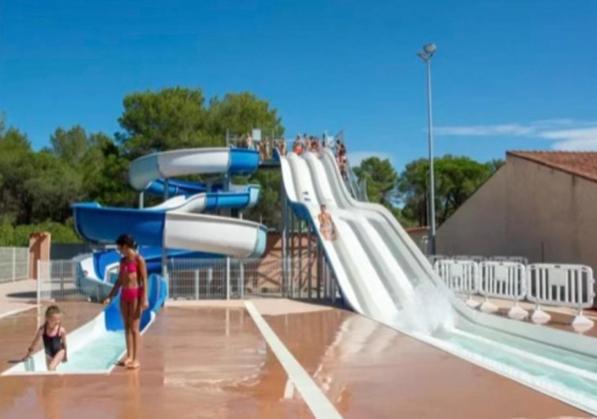 Camping Oasis Village Puget-sur Argens Buitenkant foto