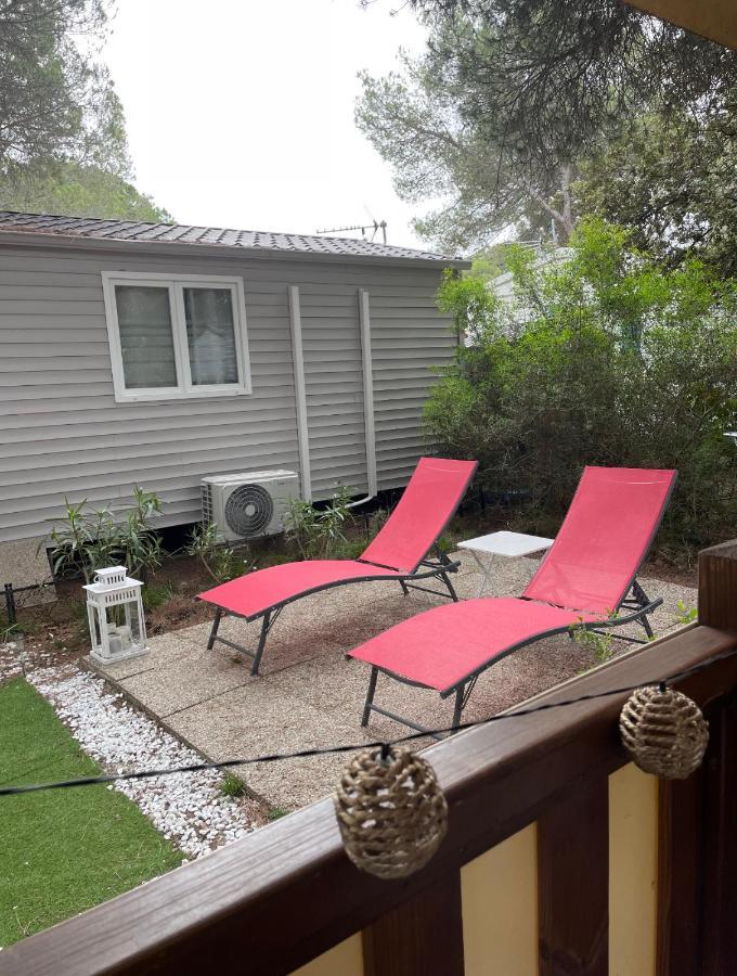 Camping Oasis Village Puget-sur Argens Buitenkant foto